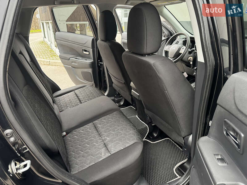 Позашляховик / Кросовер Mitsubishi ASX 2019 в Києві фото 17 Позашляховик / Кросовер Mitsubishi ASX 2019 в Києві