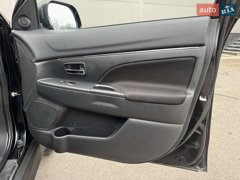 Позашляховик / Кросовер Mitsubishi ASX 2019 в Києві фото 18 Позашляховик / Кросовер Mitsubishi ASX 2019 в Києві