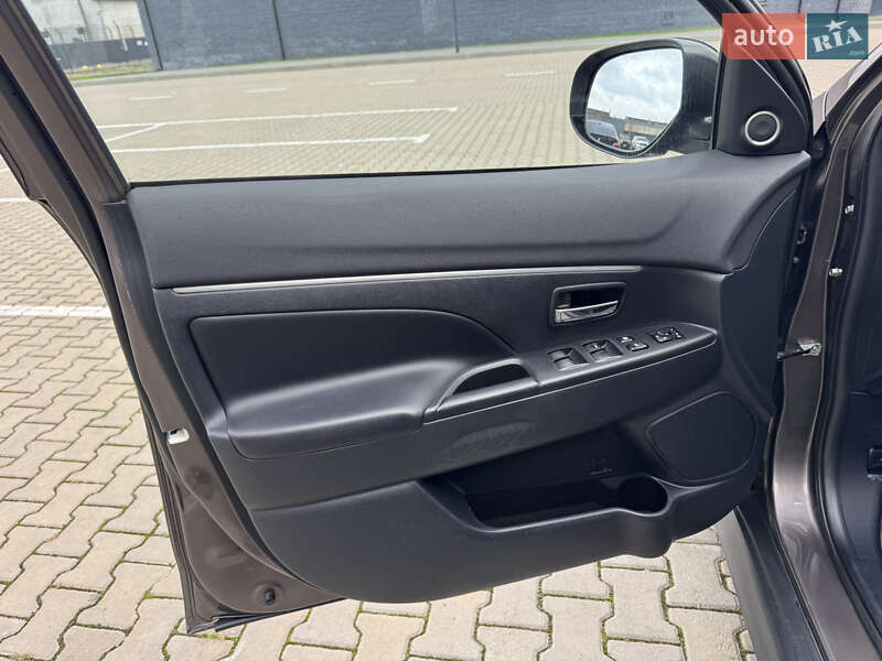 Внедорожник / Кроссовер Mitsubishi ASX 2011 в Ивано-Франковске фото 32 Внедорожник / Кроссовер Mitsubishi ASX 2011 в Ивано-Франковске