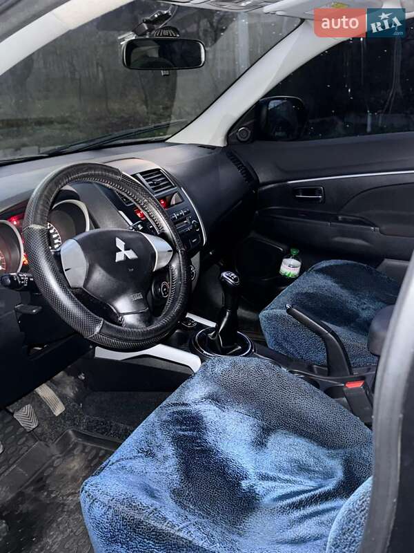 Внедорожник / Кроссовер Mitsubishi ASX 2010 в Житомире
