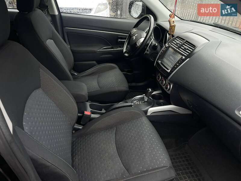 Позашляховик / Кросовер Mitsubishi ASX 2011 в Дніпрі