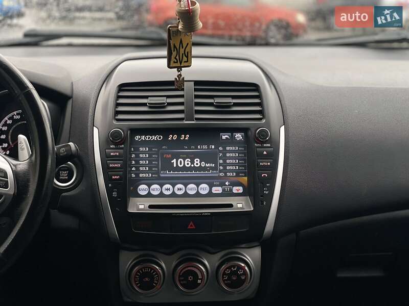 Позашляховик / Кросовер Mitsubishi ASX 2011 в Дніпрі