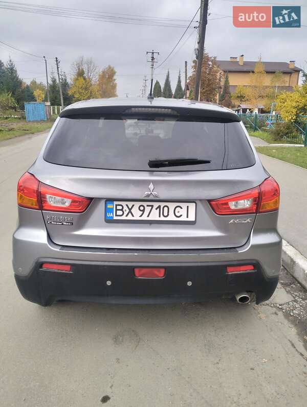 Позашляховик / Кросовер Mitsubishi ASX 2012 в Шепетівці