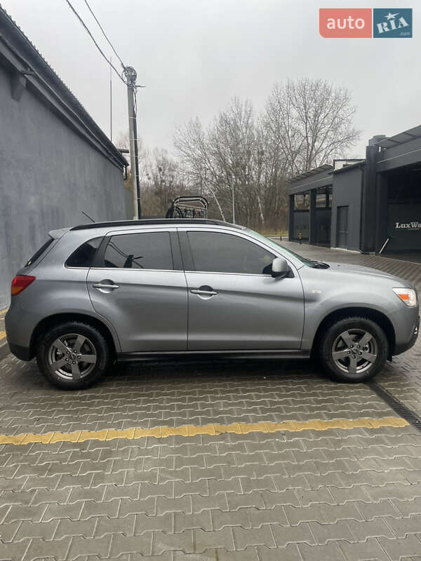 Внедорожник / Кроссовер Mitsubishi ASX 2015 в Житомире