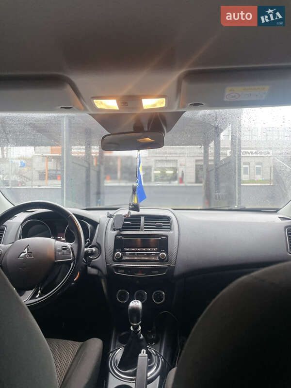 Внедорожник / Кроссовер Mitsubishi ASX 2015 в Житомире
