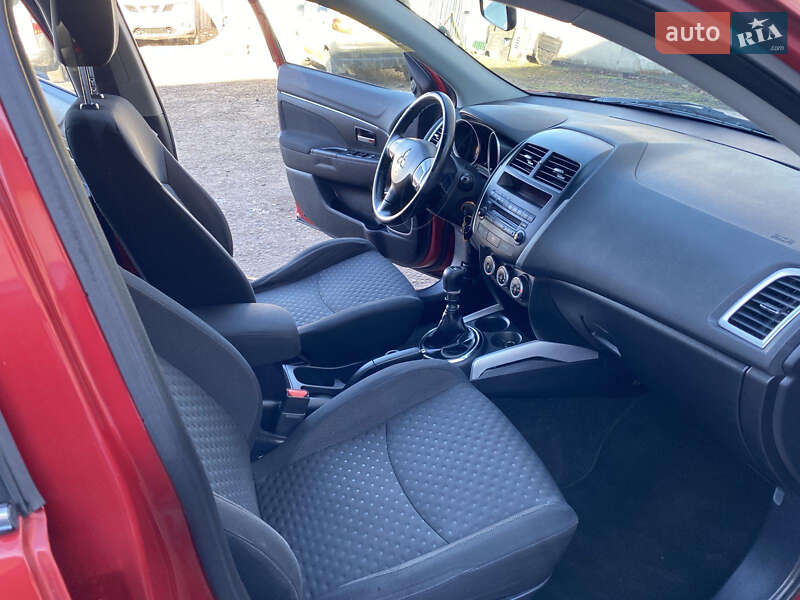 Позашляховик / Кросовер Mitsubishi ASX 2010 в Калуші