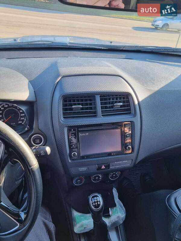 Позашляховик / Кросовер Mitsubishi ASX 2018 в Чернівцях