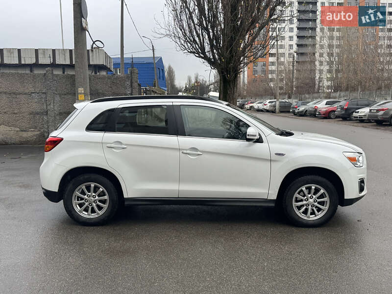 Позашляховик / Кросовер Mitsubishi ASX 2013 в Києві