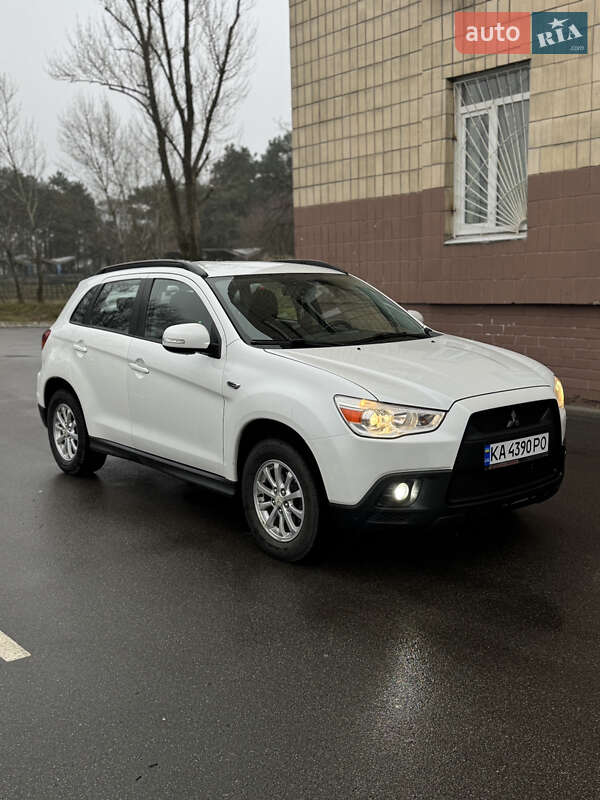 Внедорожник / Кроссовер Mitsubishi ASX 2011 в Броварах