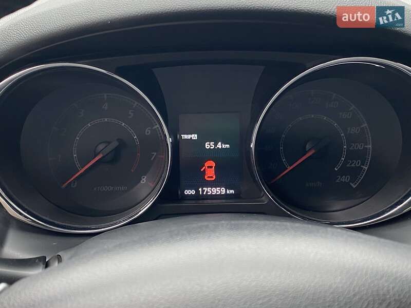 Позашляховик / Кросовер Mitsubishi ASX 2012 в Миколаєві фото 41 Позашляховик / Кросовер Mitsubishi ASX 2012 в Миколаєві