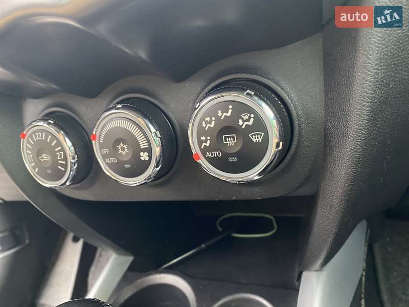 Позашляховик / Кросовер Mitsubishi ASX 2012 в Миколаєві фото 45 Позашляховик / Кросовер Mitsubishi ASX 2012 в Миколаєві