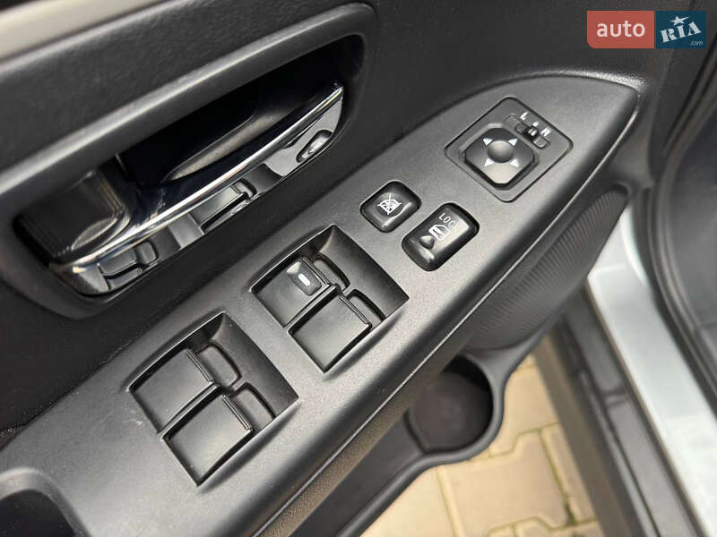 Позашляховик / Кросовер Mitsubishi ASX 2011 в Одесі фото 18 Позашляховик / Кросовер Mitsubishi ASX 2011 в Одесі