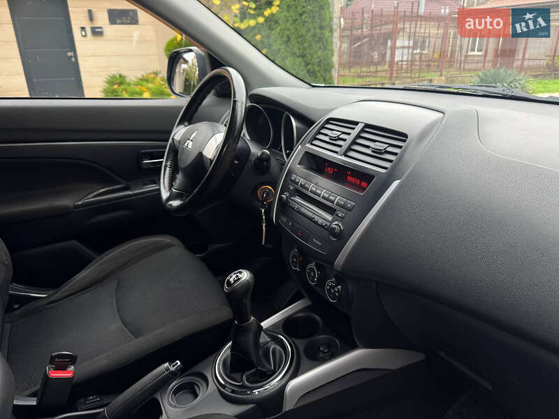 Позашляховик / Кросовер Mitsubishi ASX 2011 в Одесі фото 27 Позашляховик / Кросовер Mitsubishi ASX 2011 в Одесі