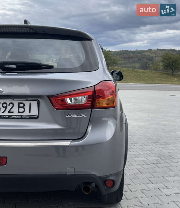 Внедорожник / Кроссовер Mitsubishi ASX 2017 в Черновцах