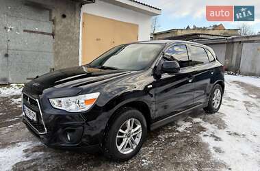Внедорожник / Кроссовер Mitsubishi ASX 2013 в Черновцах