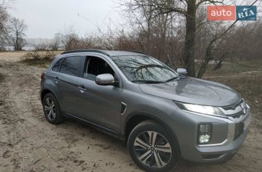 Внедорожник / Кроссовер Mitsubishi ASX 2020 в Киеве