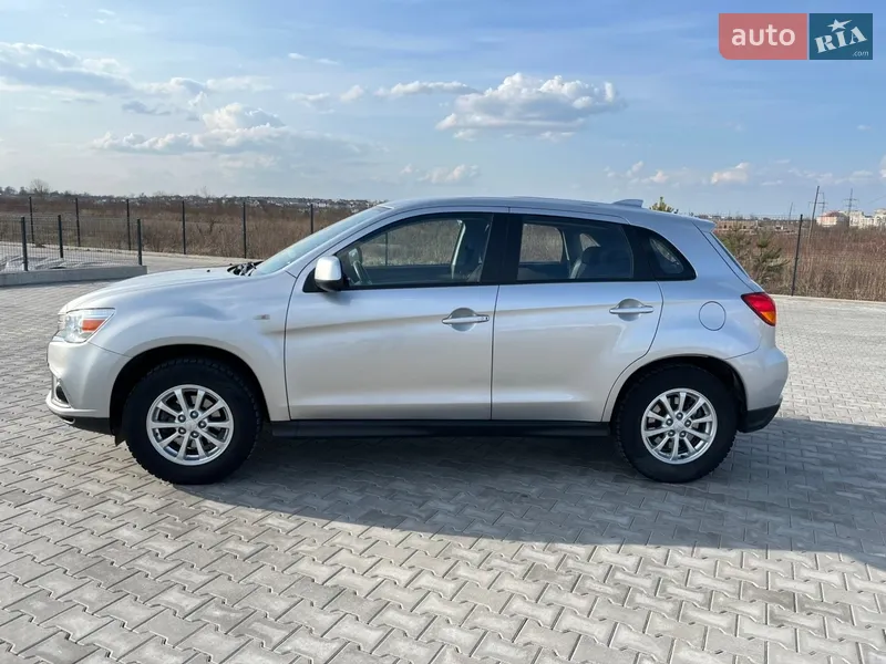 Mitsubishi ASX 2018 VIN JMBXNGA1WJU002757 фото оголошення 3 з 47