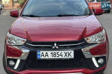 Позашляховик / Кросовер Mitsubishi ASX 2018 в Києві