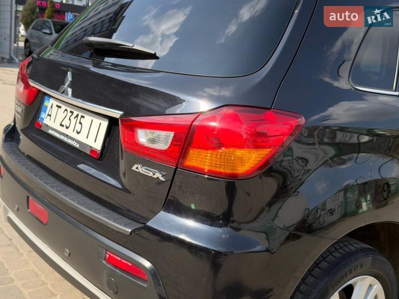 Внедорожник / Кроссовер Mitsubishi ASX 2010 в Ивано-Франковске