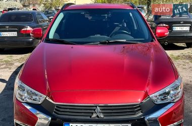 Внедорожник / Кроссовер Mitsubishi ASX 2016 в Киеве