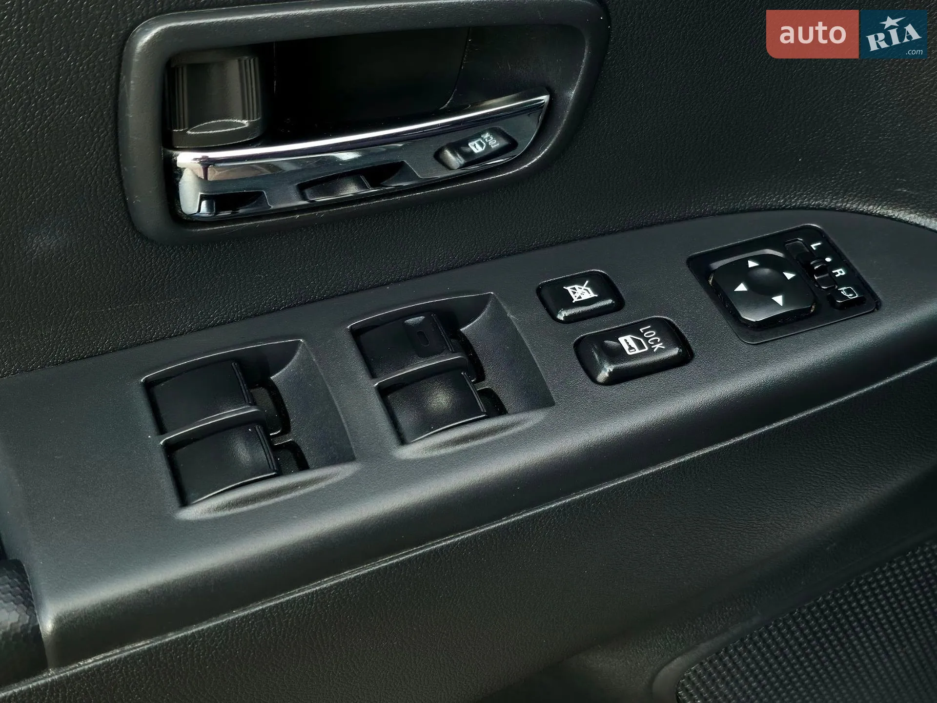 2014 Mitsubishi ASX - мініатюра 25