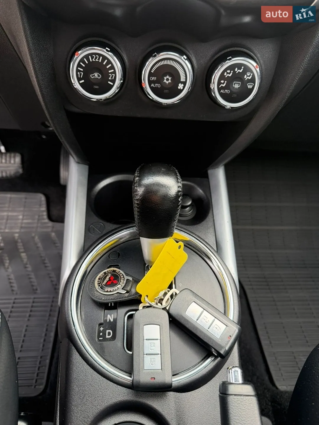 2014 Mitsubishi ASX - мініатюра 24