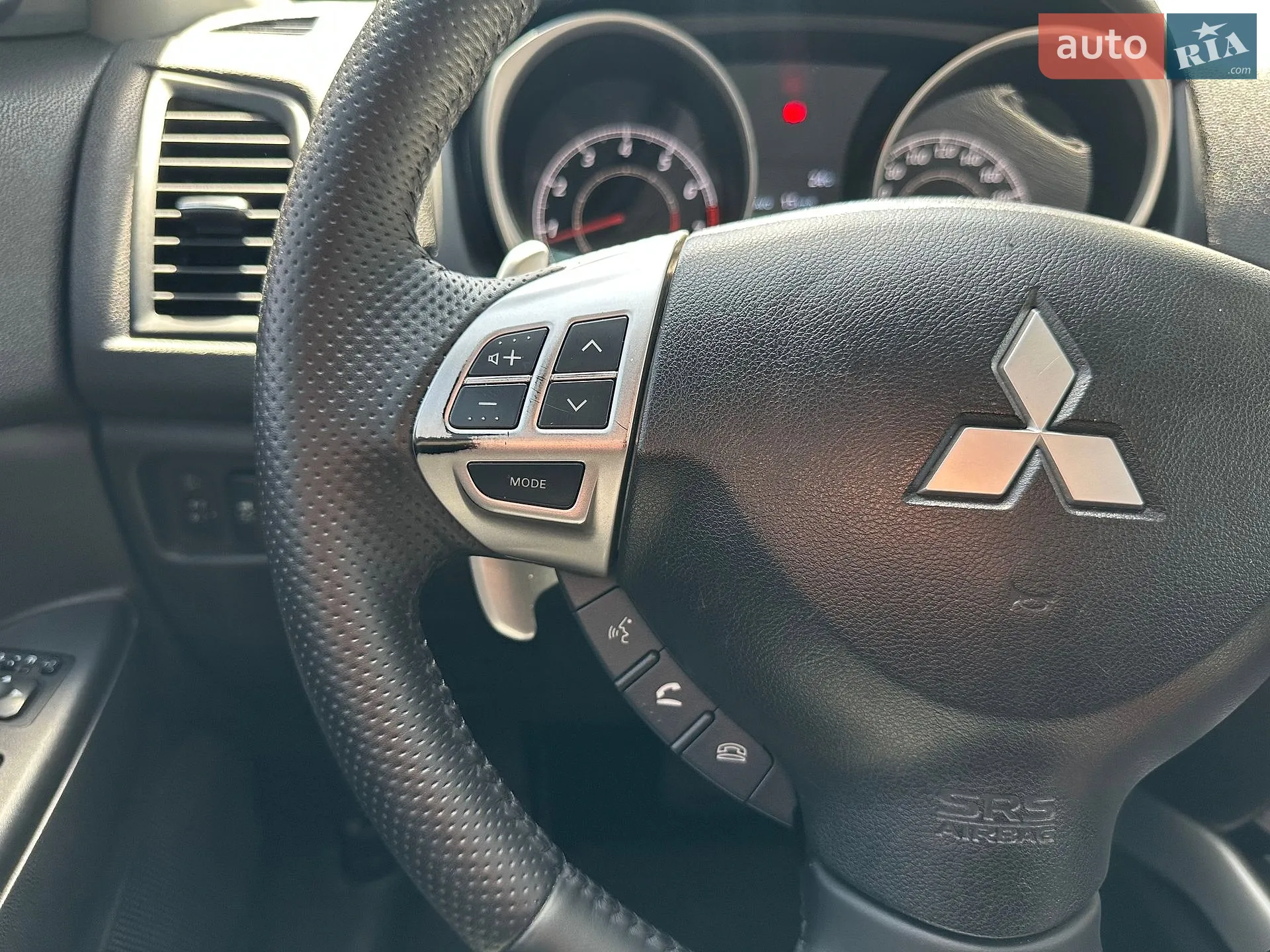 2011 Mitsubishi ASX - мініатюра 17