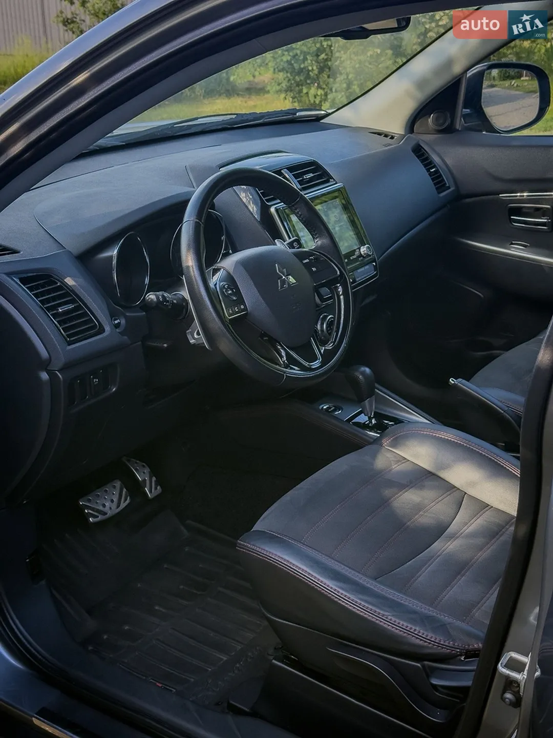 2019 Mitsubishi ASX - мініатюра 24