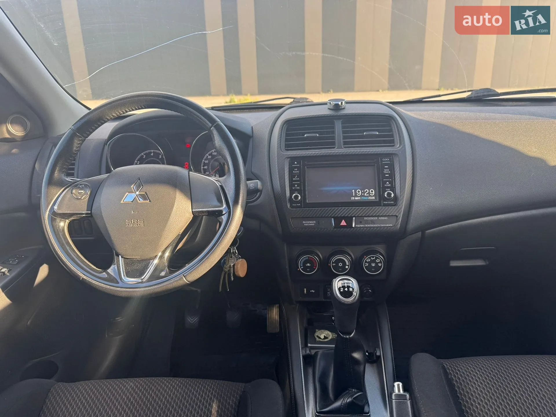 2019 Mitsubishi ASX - мініатюра 16