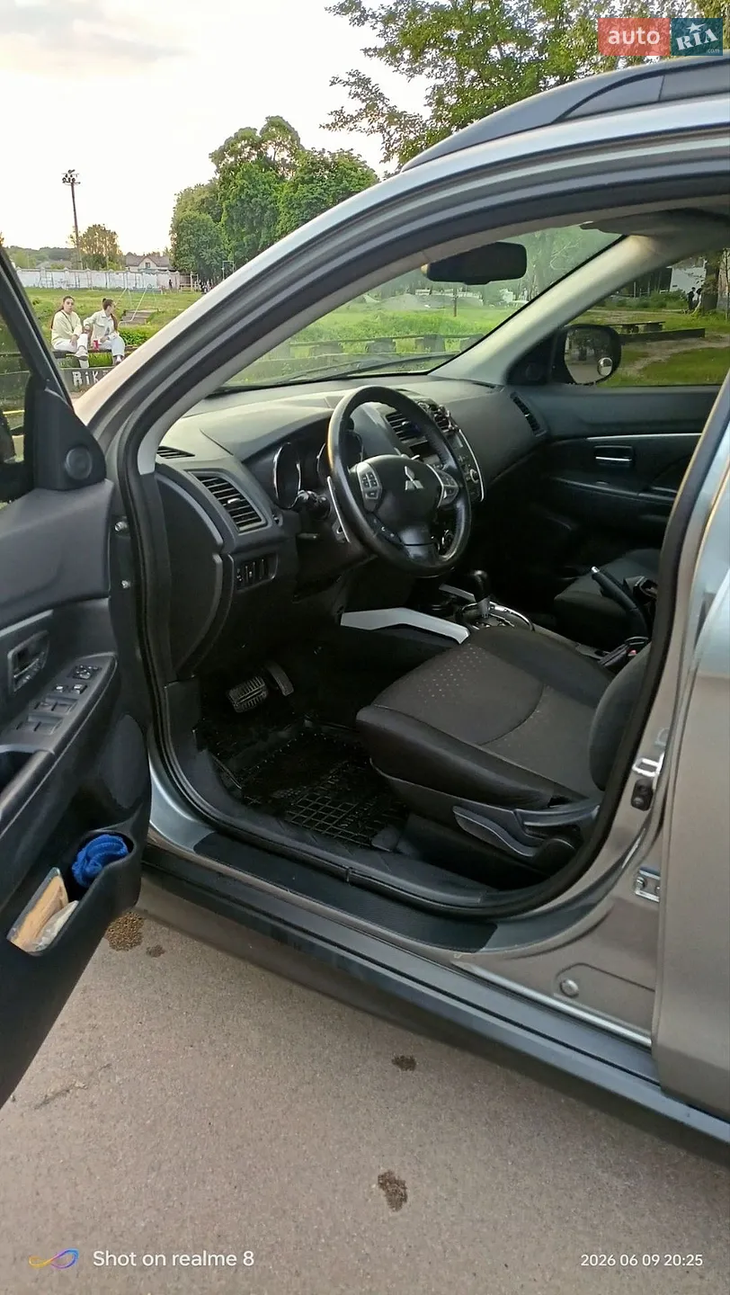 2012 Mitsubishi ASX - мініатюра 4