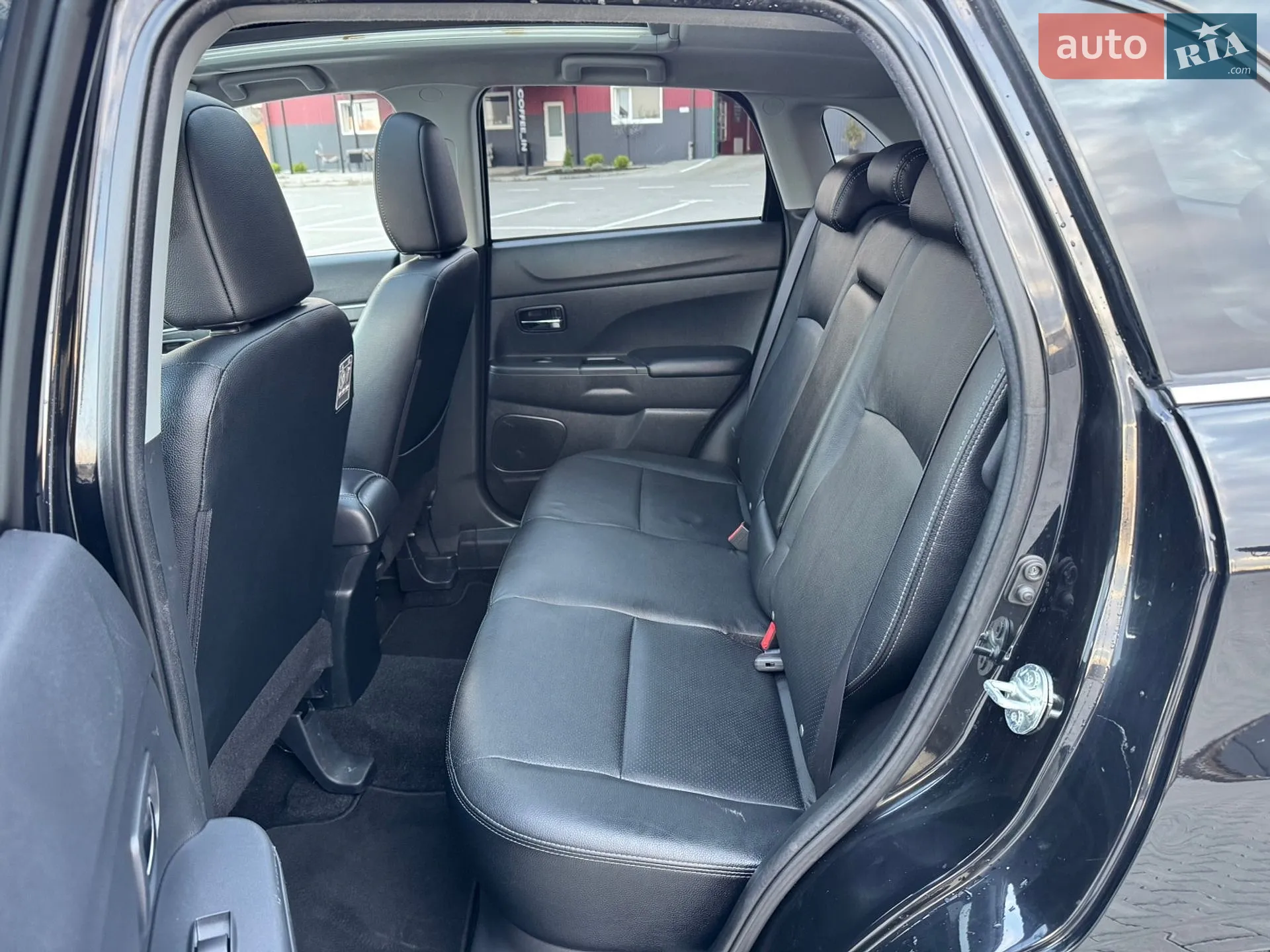 2015 Mitsubishi ASX - мініатюра 15