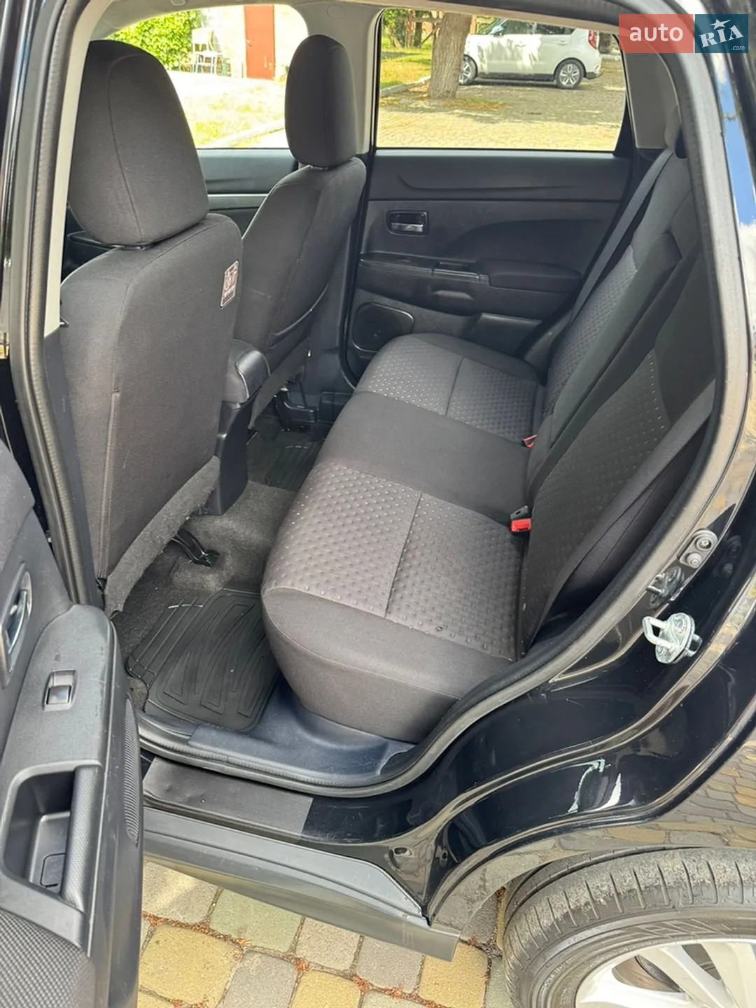 2012 Mitsubishi ASX - мініатюра 21