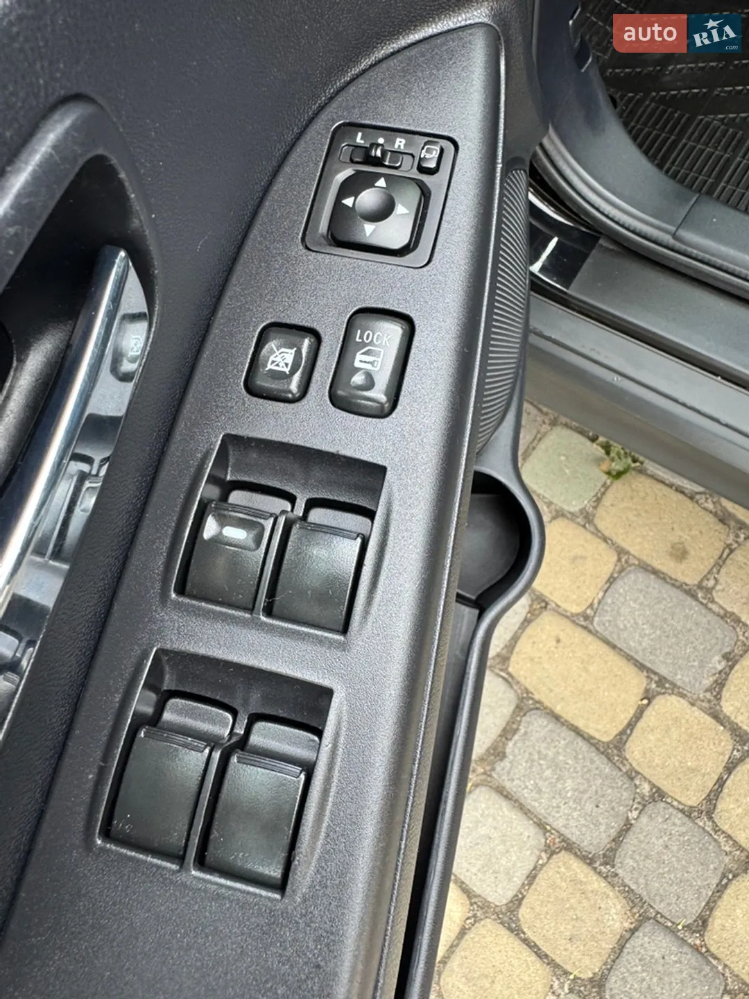 2012 Mitsubishi ASX - мініатюра 24