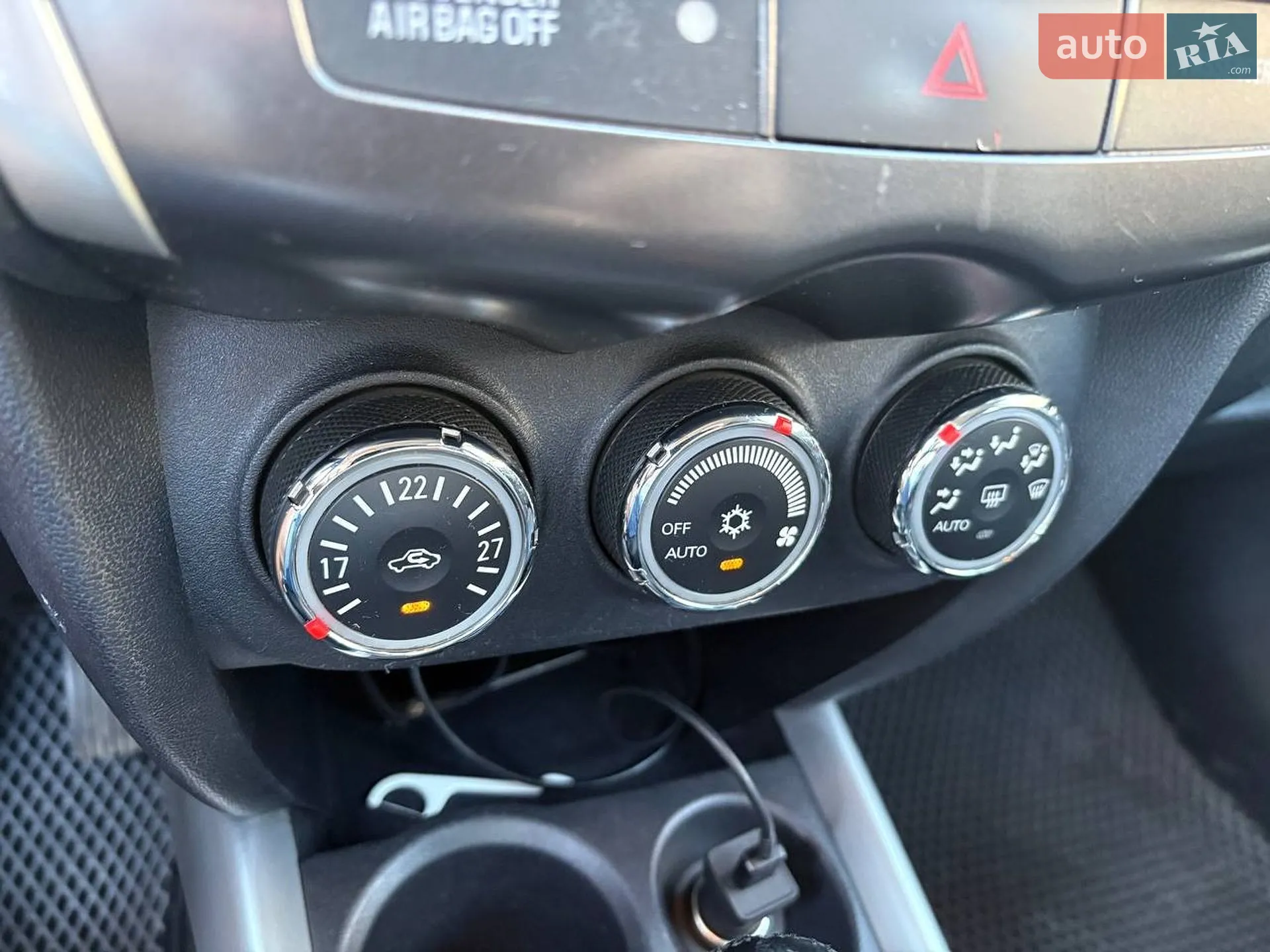 2011 Mitsubishi ASX - мініатюра 22