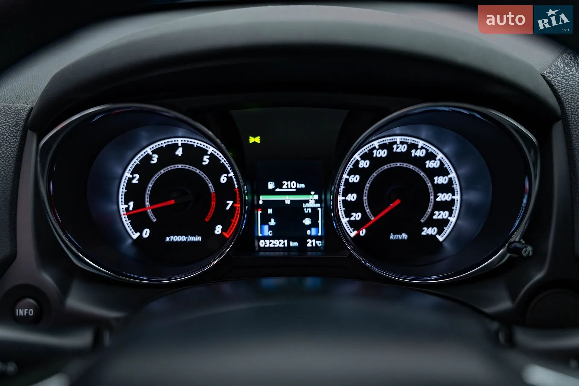 2020 Mitsubishi ASX - мініатюра 14