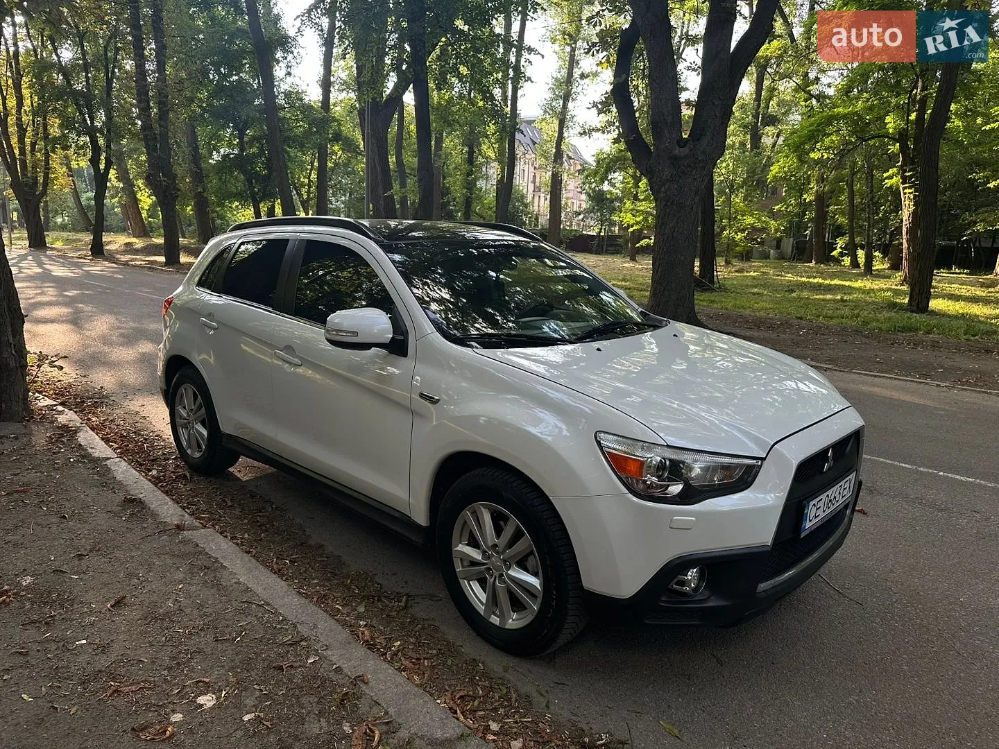 2012 Mitsubishi ASX - мініатюра 2