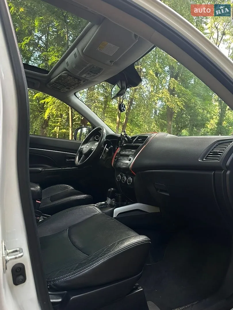 2012 Mitsubishi ASX - мініатюра 29