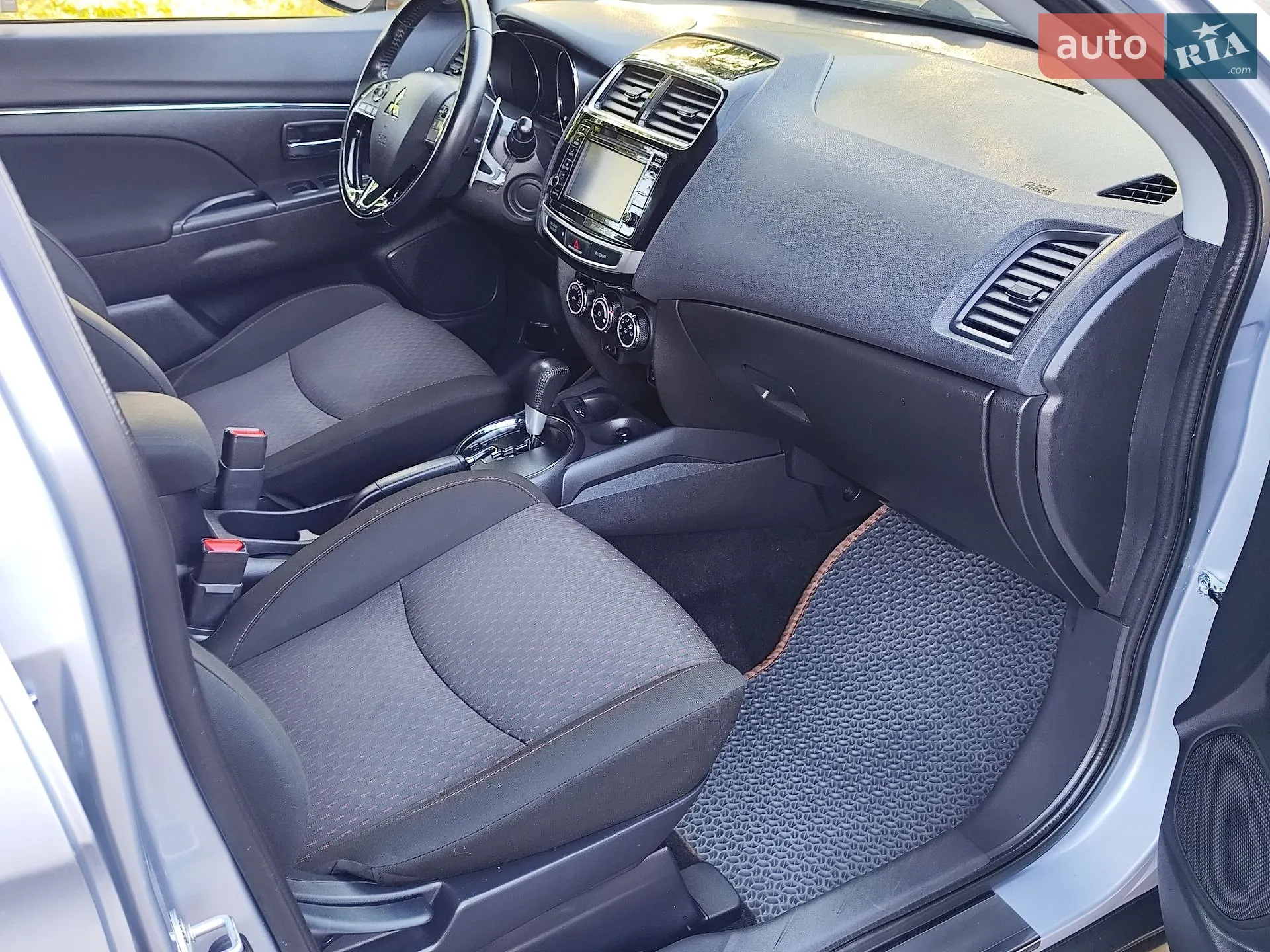 2018 Mitsubishi ASX - мініатюра 29
