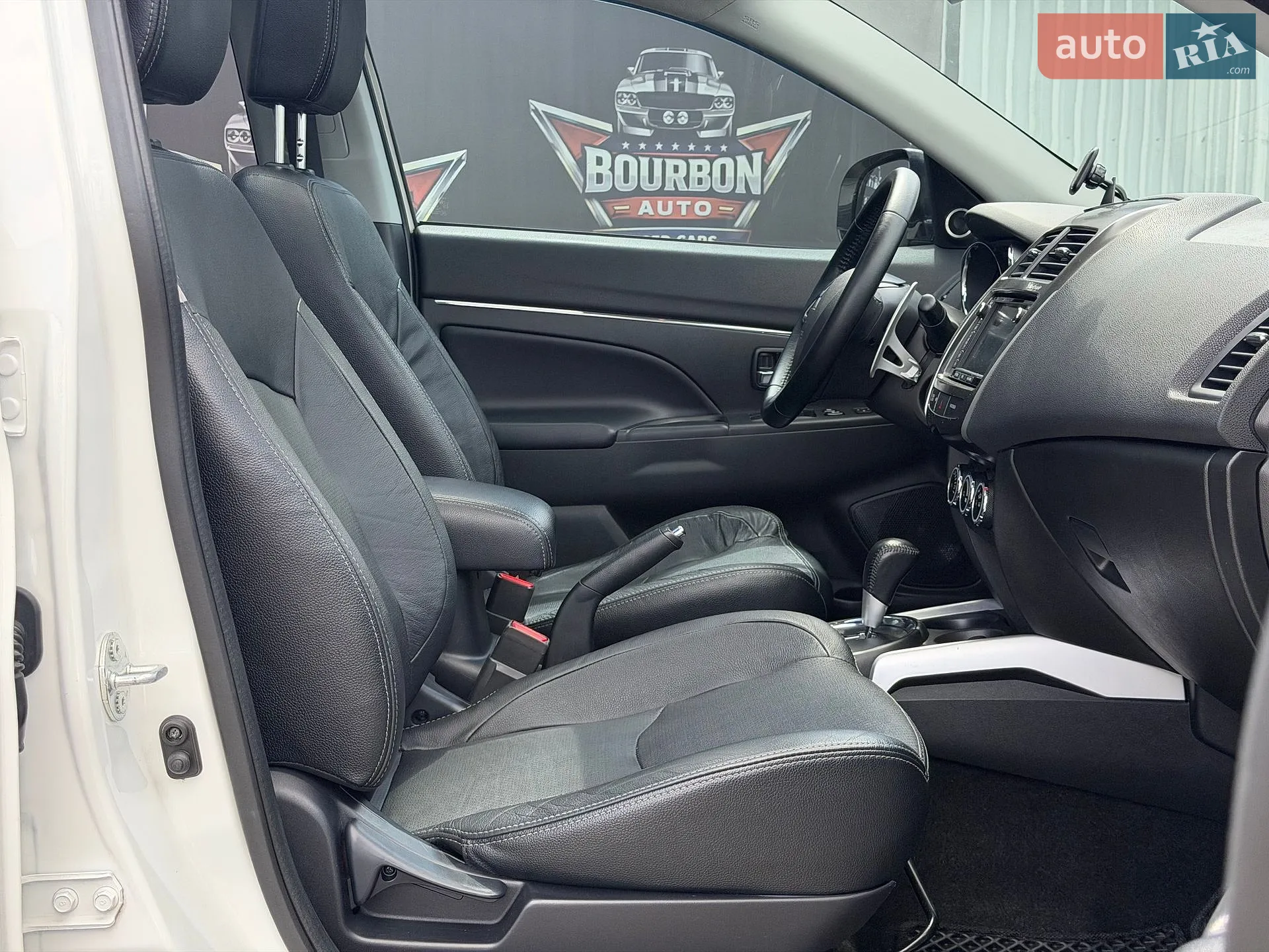 2014 Mitsubishi ASX - мініатюра 32