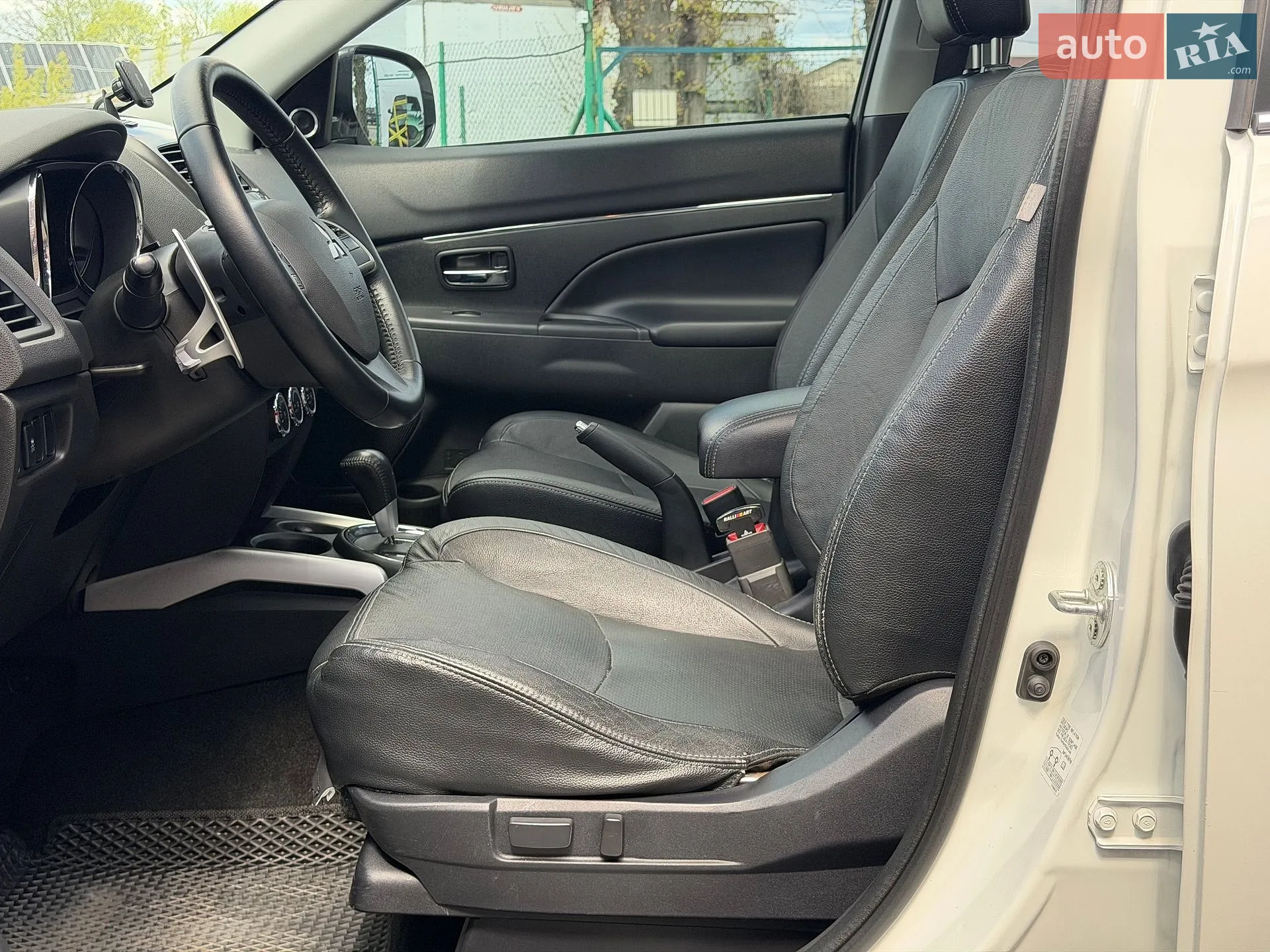2014 Mitsubishi ASX - мініатюра 39