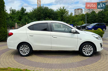Седан Mitsubishi Attrage 2014 в 