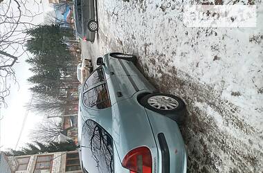 Хэтчбек Mitsubishi Carisma 2004 в Тячеве