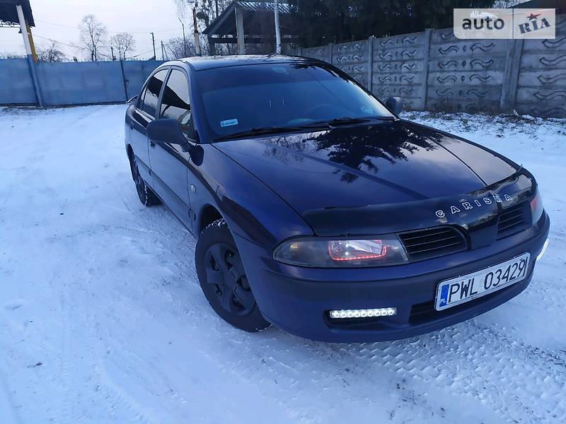 Хэтчбек Mitsubishi Carisma 2001 в Буче