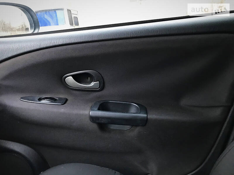 Седан Mitsubishi Carisma 2003 в Миколаєві фото 4 Седан Mitsubishi Carisma 2003 в Миколаєві