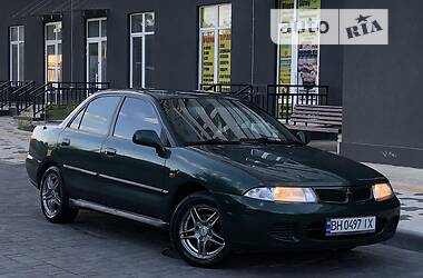 Седан Mitsubishi Carisma 1998 в Одессе