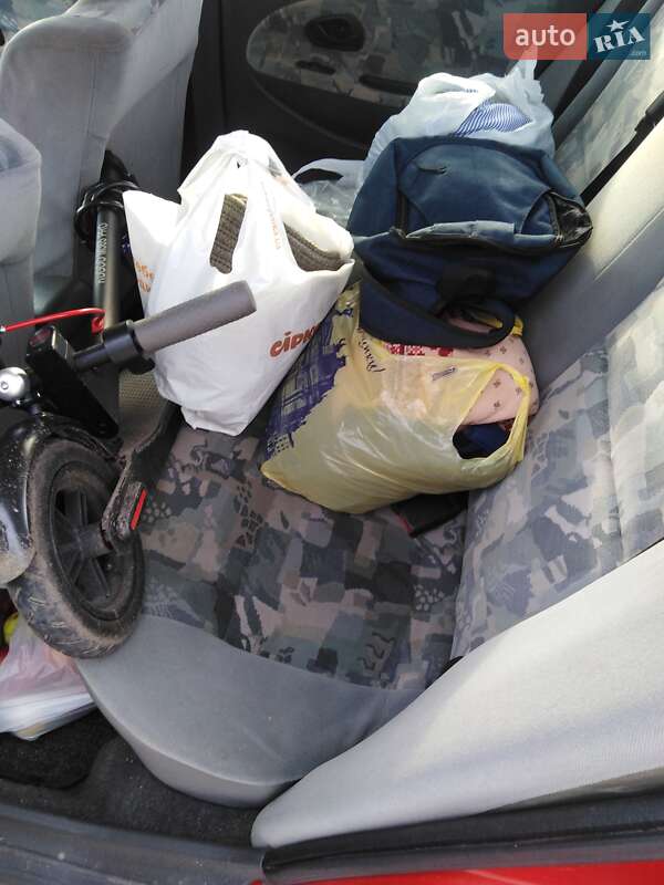 Ліфтбек Mitsubishi Carisma 1998 в Шептицькому