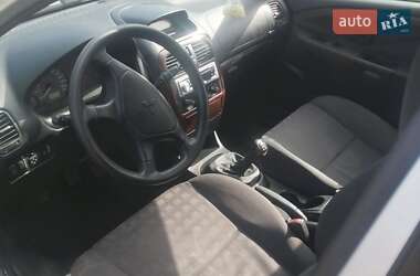 Седан Mitsubishi Carisma 2000 в Ивано-Франковске