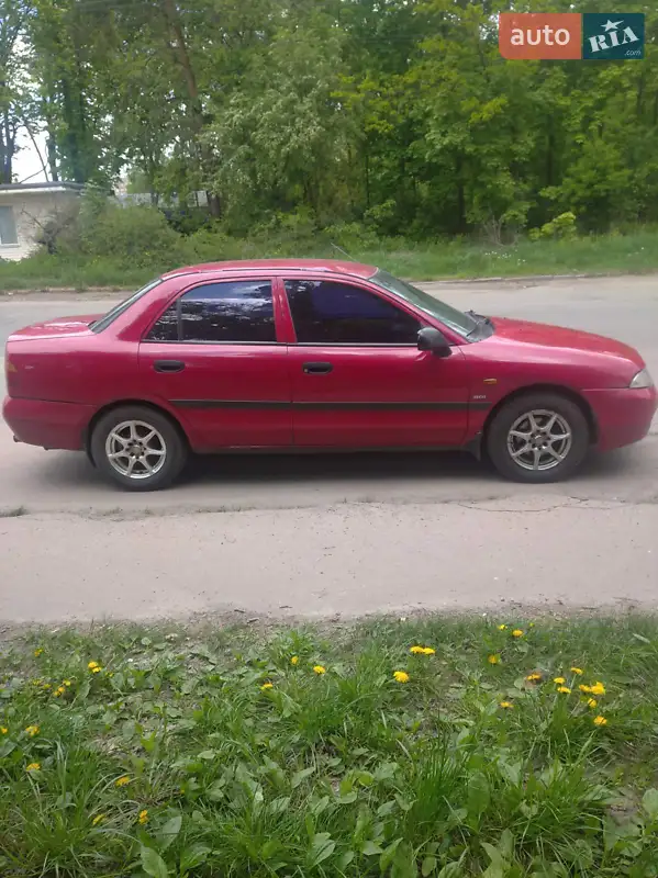 Mitsubishi Carisma 1998