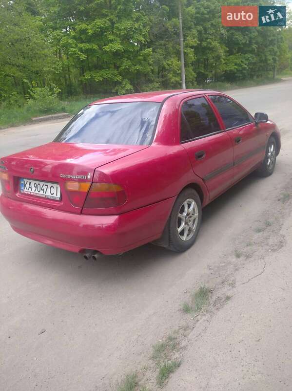 Седан Mitsubishi Carisma 1998 в Києві