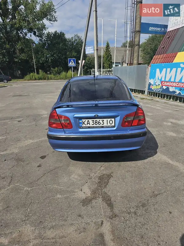 Mitsubishi Carisma 2001